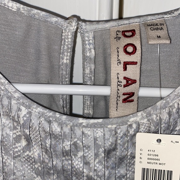 Anthropologie NWT Dolan Pleated Gray Snakeskin Blouse size Medium - Picture 7 of 8